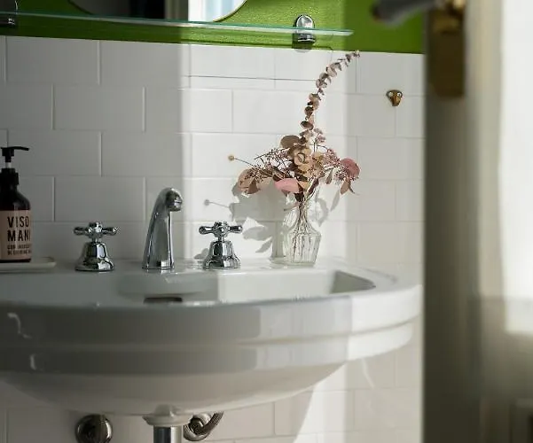 Ebe Bed & Breakfast 3*